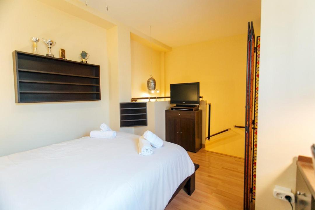 Bright Duplex W/ Terrace * Siviglia